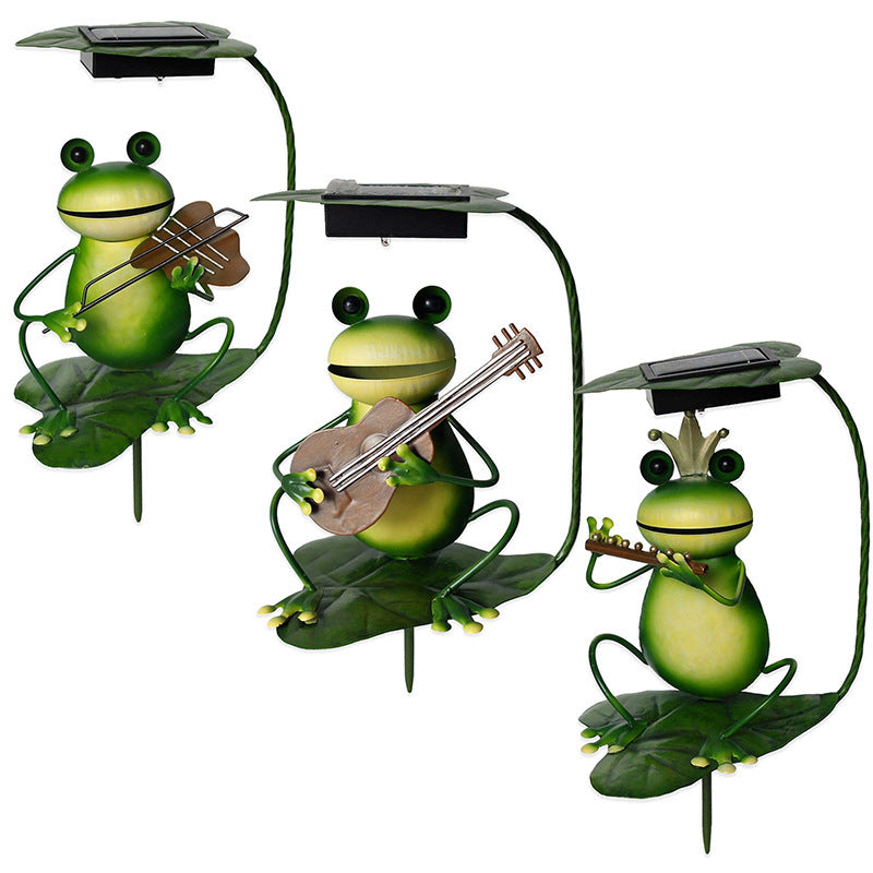 A whimsical solar-powered outdoor lawn lamp designed as a charming frog garden decoration with a ground plug. Perfect for illuminating gardens, pathways, or lawns while adding a playful touch to outdoor spaces.